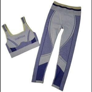 Fabletics Inspire Seamless Leggings & Sports Bra Set Size Medium